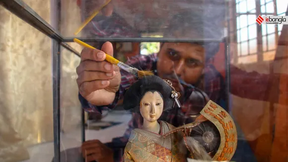 Ujjal Sardar has collected many dolls from the country and abroad