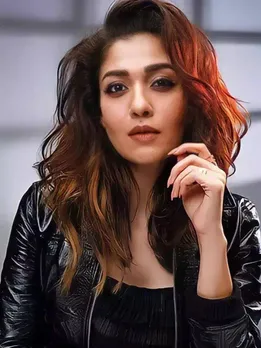 নয়নথারা কালো পোষাক 5
