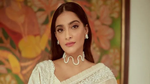 sonam kapoor, sonam kapoor trolled, king charles iii, sonam kapoor at king charles cornonation consart