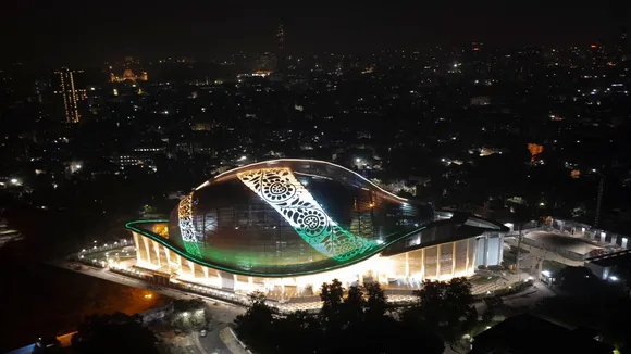 dhana dhanya stadium in alipur , চোখ ধাঁধানো স্থাপত্য, বাংলাকে শঙ্খ আকৃতির 'ধনধান্য' উপহার মমতার, জানুন খুঁটিনাটি