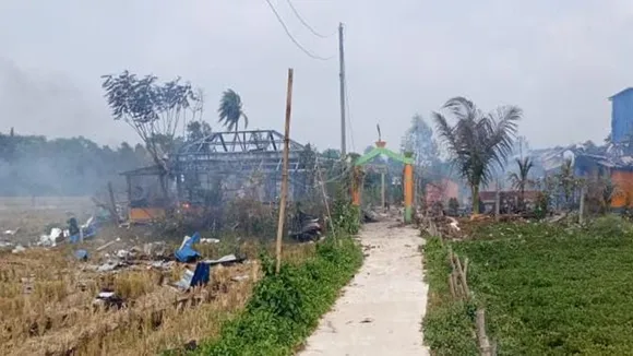 After blast in Egra questions about valid license of a large number of fireworks factories in wb