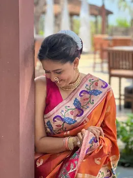 গৌতমী দেশপান্ডে কমলা পৈঠানি শাড়ি