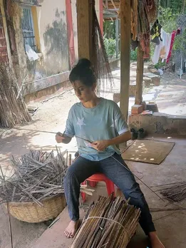 মাধবী নেমকার কনকন অবকাশ