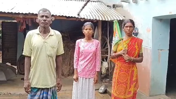 Adivasi_Family