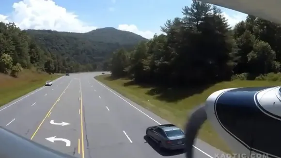 commercial pilot,emergency landing on a highway,Amazing Video,News and Viral Video"