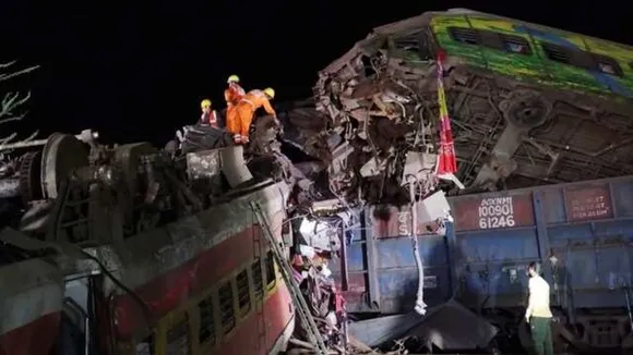 Odisha train accident, ওডিশায় ট্রেন দুর্ঘটনা, Odisha train death toll, Odisha train news, Odisha news, Coromandel Express accident, Odisha train derailment, Indian Express, India news, Coromandel Express Accident, করমণ্ডল এক্সপ্রেস দুর্ঘটনা