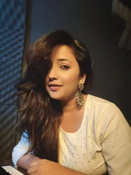 অপূর্ব নেমলেকার সাদা কুর্তা