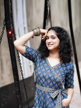 প্রিয়দর্শিনী ইন্দালকার নীল জাম্পস্যুট
