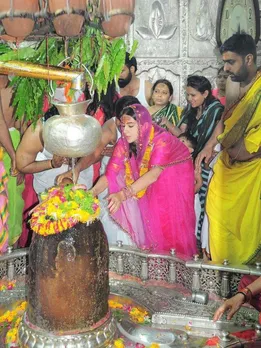 সারা আলি খান মহাকালেশ্বর জ্যোতির্লিঙ্গ