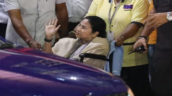 mamata banerjee geting rest at home