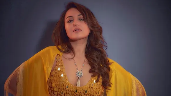 sonakshi sinha, sonakshi sinha hurt herself, sonakshi sinha bollywood, sonakshi sinha actress, sonakshi sinha bumped, সোনাক্ষী সিনহা, সোনাক্ষী সিনহা টলিউড, tollywood news, entertainment news, latest entertainment news, বিনোদন, আজকের বিনোদনের খবর, ie entertainment news, entertainment update, Indian express entertainment news