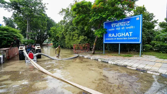 Delhi Lieutenant Governor VK Saxena, delhi lg, delhi flood, delhi rain news, delhi flood videos, Delhi flood,Yamuna water level,yamuna water level in delhi,yamuna water,yamuna crosses danger mark,delhi news,delhi yamuna news live,delhi flood news,delhi flood alert,floods in delhi,Delhi rain,delhi weather,weather in delhi today,Delhi Rain Live News,Delhi Weather Live,Delhi Rain Live,delhi water supply,yamuna bank metro station,Hathnikund Barrage, modi delhi flood, arvind kejriwal, PM Modi live today, Narendra Modi UAE Visit, India UAE ties, Abu Dhabi, Prime Minister Narendra Modi UAE visit, Modi in Abu Dhabi, PM Modi in Abu Dhabi, PM Modi,PM Modi in UAE,PM Modi France, PM Modi in france,France visit,Modi France visit,Modi France visit day 2, modi visit to france,narendra modi emmanuel macron ,modi and macron ,PM Modi news,India France news,India France relations ,narendra modi france ,modi france visit,Modi France Bastille Day, arvind kejriwal, aap delhi flood