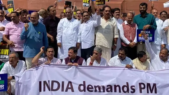 parliament monsoon session, parliament monsoon session live, monsoon session 2023, parliament session live, parliament news live updates, parliament monsoon session day 3, parliament opposition protest, parliament opposition joint protest, parliament news, manipur issue parliament, parliament manipur discussion, opposition on manipur violence, parliament news, parliament live, monsoon session of parliament, manipur issue, discussion on manipur issue, indian express
