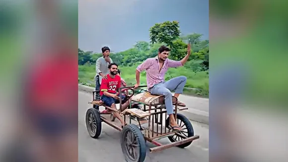 jugaad gadi video viral, jugaad gadi video, viral video, viral video of jugaad gadi, Boys Made Four wheeler vehicle using bike engine and junk , Boys Made Four wheeler vehicle , Four wheeler vehicle using bike engine and junk material, Four wheeler vehicle, Four wheeler vehicle made by bike engine and junk material, jugaad, jugaad video, jugaad video viral, jugaad viral video, desi jugaad, trending video