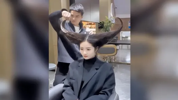Hairstyle,Weird Hairstyle,Ajab Gajab news,Hilarious video,Viral video,interesting video,Trending News,trending video,funny video,Funny hairstyle,viral,funny haircut,Terrible Haircuts,Terrible hairstyle,Weird hairstyles for long hair,woman weird hairstyle,woman hair style,girl hairstyle,Shocking Video,Weird news,scary,terrifying footage,Heart breaking video,Heart Stopping Moment,