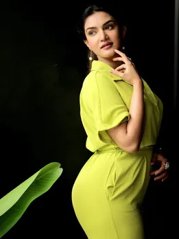 মধু গোলাপ 9