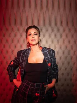 Sonali Bendre Black Blazer Suit