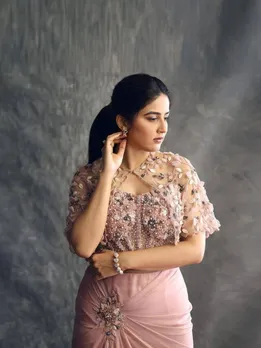 বৈদেহী পরশুরামী ডিজাইনার প্যাস্টেল গাউন