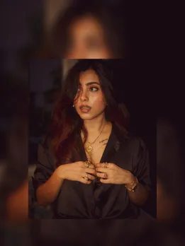 গোখলে-সখী (1)