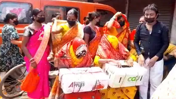 two tribal women of malda filed a complaint with the national commission for women and the st Commission , আরও কড়া সিদ্ধান্ত মালদহের দুই নির্যাতিতার, এবার কী করলেন?
