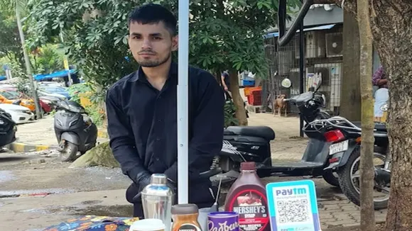 mumbai coffee bar,viral coffee bar mumbai,viral coffee bar mayank pandey,mayank pandey coffee,mumbai coffee seller global