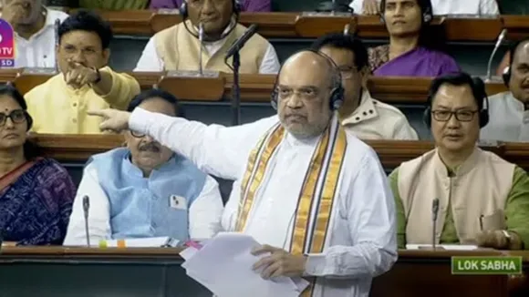 Amit Shah attacks AAP amid Delhi services bill row"