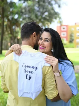 Sai Lokur Maternity Photoshoot