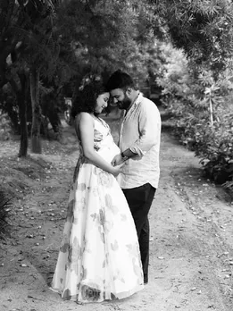 swara-bhaskar-maternity-shoot