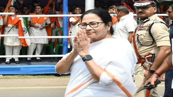 CM Mamata Banerjee may go to Dubai and Spain to attract industry investment in Bengal , বড় নজর, সেপ্টেম্বরেই স্পেন-দুবাইয়ের পথে মমতা?