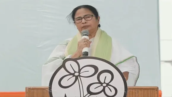 cm mamata banerjee press conference after bijaya updates , আচমকাই সাংবাদিক বৈঠকের ডাক মুখ্যমন্ত্রী মমতার! কেন?