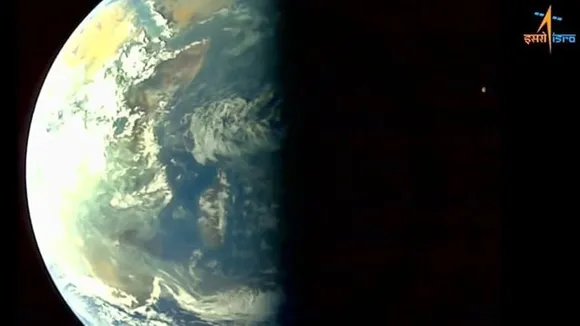 Aditya L1, Aditya L1 selfie, isro Aditya L1 space, Aditya L1 mission, what is Aditya L1, Aditya L1 destination, India sun mission, Aditya L1 pictures, Aditya L1 video India solar mission, Aditya L1 solar, Aditya L1 sun, Isro, IIA, IISc, Science News, India Today Science, Aditya L1 launch time, Aditya L1 launch date, Aditya L1 pslv, pslv