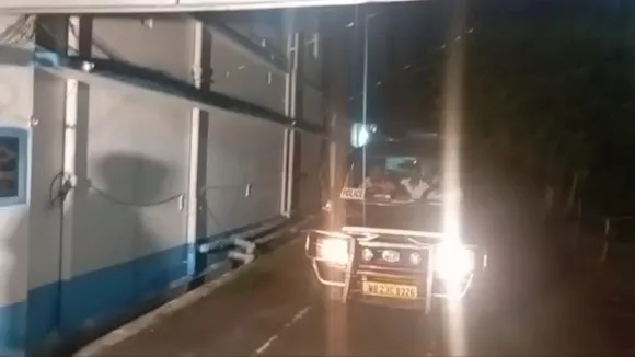 police rescued peacock and hawlk from a house in jayanagar