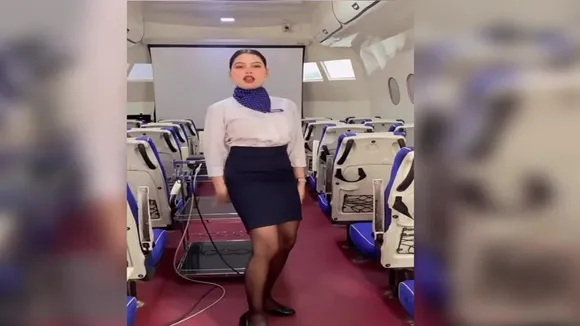 VIral Video,trending,dance video, air hostess,bhojpuri song,viral video, AIR Hostess, Viral Video, Bhojpuri song, viral video, trending Video, viral video, Youtube, Spice Jet, air hostess, Air Hostess Dance, Dance Video, Latest Video, Air Hostess Dance at airport,