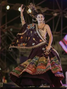Navratri 2023| Navratri 2023 Date| Gujarati Singer Kinjal Dave| Kinjal Dave Garba