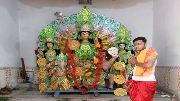 Kalabau Snan Saptami Puja is performed on Ashtami in Kultora roy family , কুলতোড়ার রায় বংশের দুর্গাপুজোয় অষ্ঠমীতে হয় কলাবউ স্নান সপ্তমী পুজো