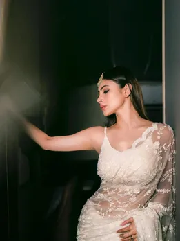 mouni-roy