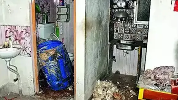 Mystery shrouds discovery of skeleton at baguiati flat that remained closed for 2 years , বাগুইআটিতে দু'বছর ধরে বন্ধ ফ্ল্যাট থেকে উদ্ধার হল কঙ্কাল