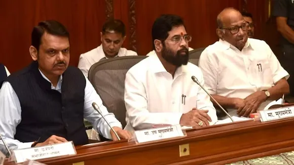Maratha quota agitation, Maharashtra Chief Minister Eknath Shinde, all-party meeting, senior cop visits beed, solapur suicide bid, Shiv Sena (UBT) president Uddhav Thackeray, Maratha agitation, Maratha Reservation Protest, maratha quota agitation, majratha reservation, maratha quota protest, Pune protests, Maratha quota protest, mumbai news",