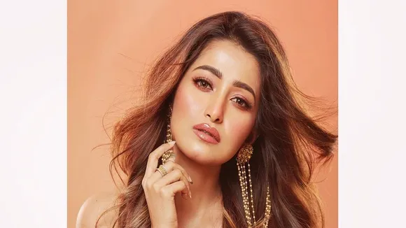 Sudipta Banerjee father died due to pneumonia