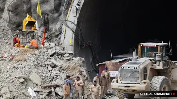 breakthrough for uttarakhand tunnel Rescue Operation workers come out updates , উত্তরকাশীর অন্ধকার সুড়ঙ্গে আশার আলো, যে কোনও মুহূর্তে বাইরে আসতে পারেন আটক শ্রমিকরা