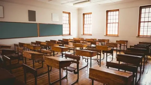 Uttar Pradesh Class 12 boy suspended over comments against Prophet Mohammad , নবীকে নিয়ে অশালীন কথা, হস্টেলে হুলস্থূল, বেধড়ক মার ছাত্রকে