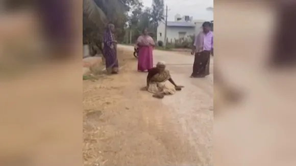"Karnataka woman viral video,pension,girijamma pension news,Karnataka