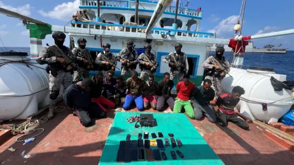 indian navy, pirates