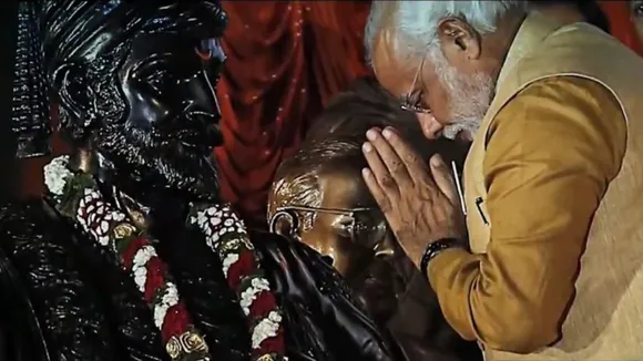 modi shivaji tribute