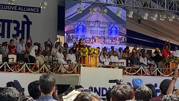 Sunita Kejriwal INDIA rally