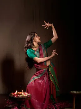 amruta-khanvilkar
