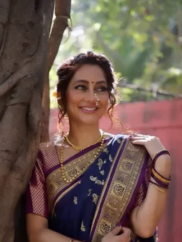 Anusha Dandekar Gulabi Sadi Reel