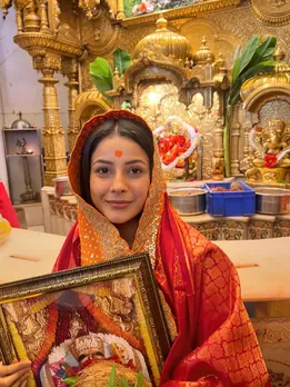 shehnaaz-gill-siddhivinayak-dadar