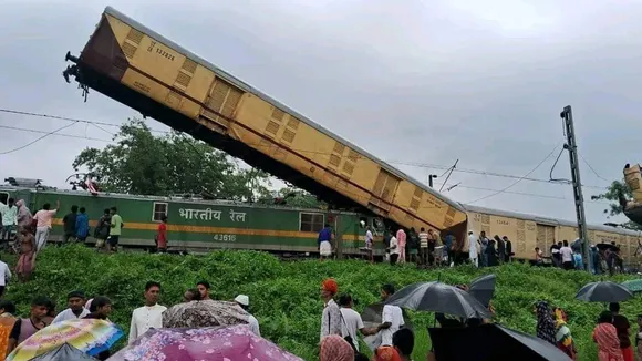 case has been filed against driver and co driver of goods train in Kanchanjunga Express accident