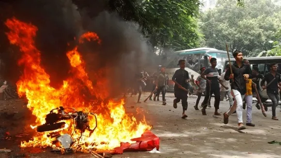 Bangladesh Protests: বাংলাদেশের পরিস্থিতি নিয়ে ভারতের মন্তব্যে আহত, কী বললেন নোবেলজয়ী ইউনুস?